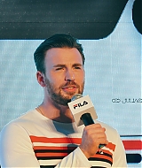 735.jpg