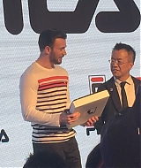 739.jpg