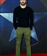 233.jpg